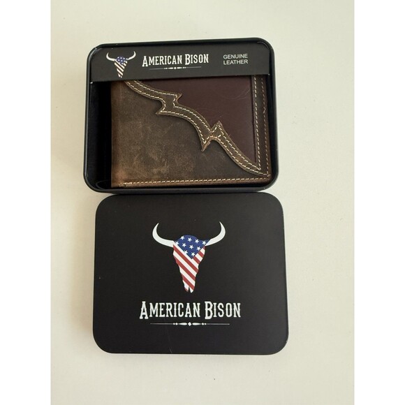 American Bison Men’s Brown Logo Genuine Leather Wallet Two Tone Materials - Picture 1 of 11